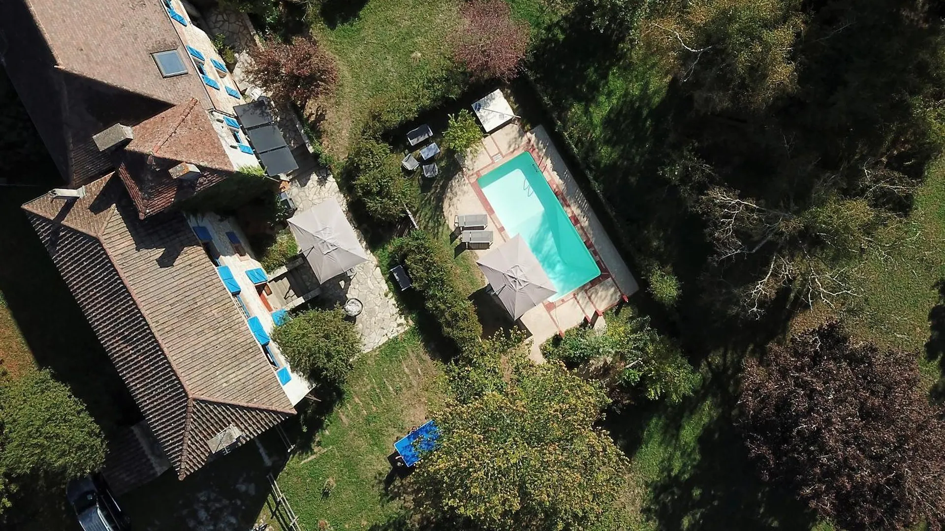 Holiday home Maison De Charme 3 Etoiles Avec Piscine Tour-de-Faure