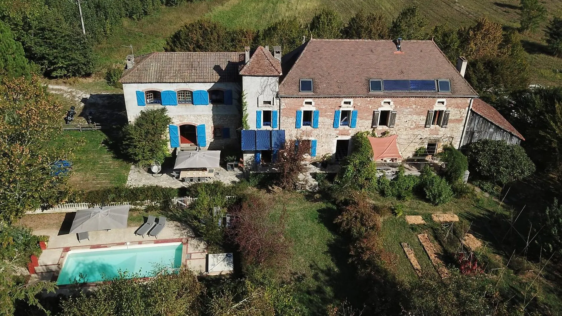 Maison De Charme 3 Etoiles Avec Piscine contacts